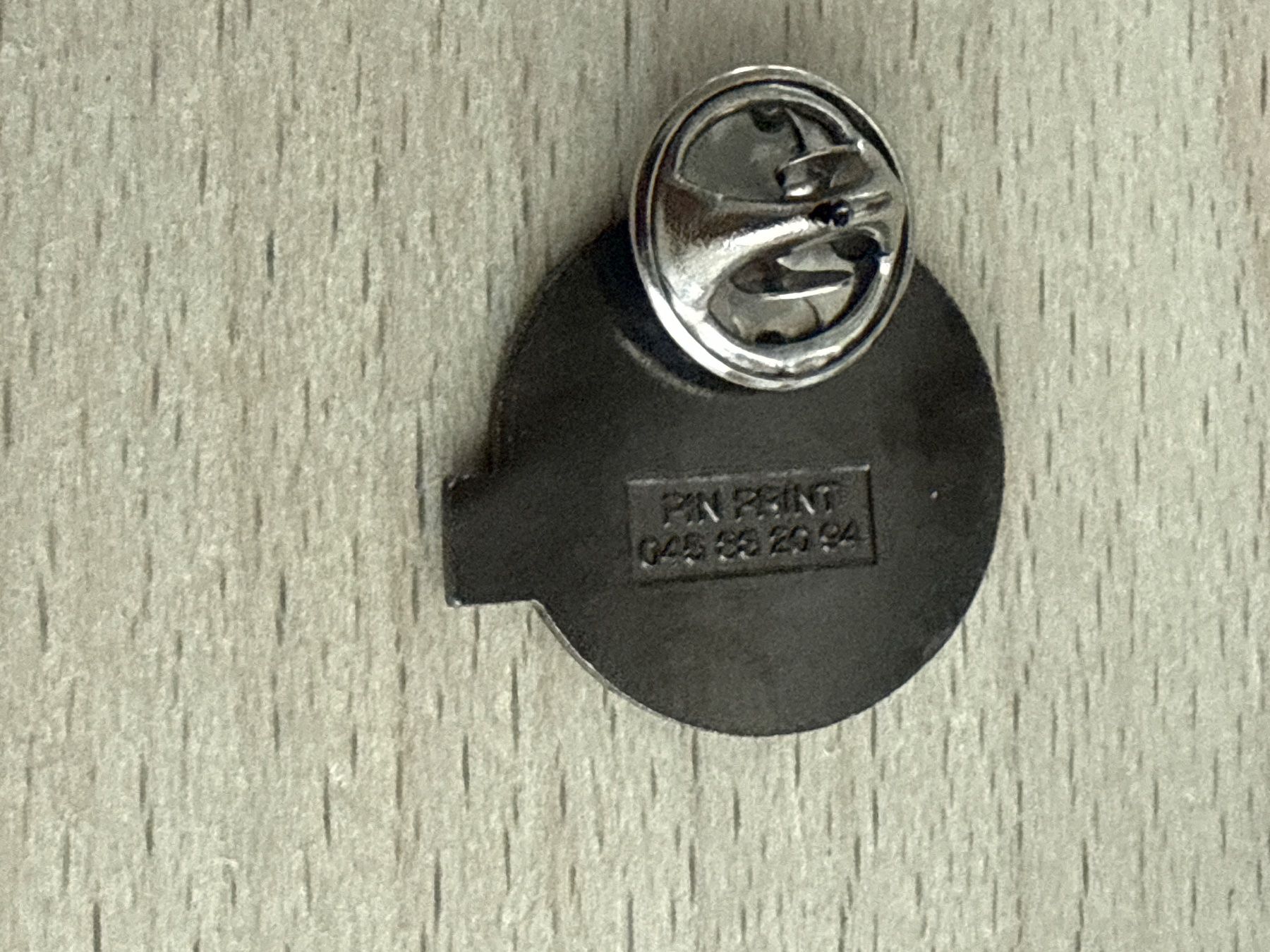 Plaketten & Abzeichen: Pin Spono – Gebraucht aus Glattbrugg von Schweigmatt 1