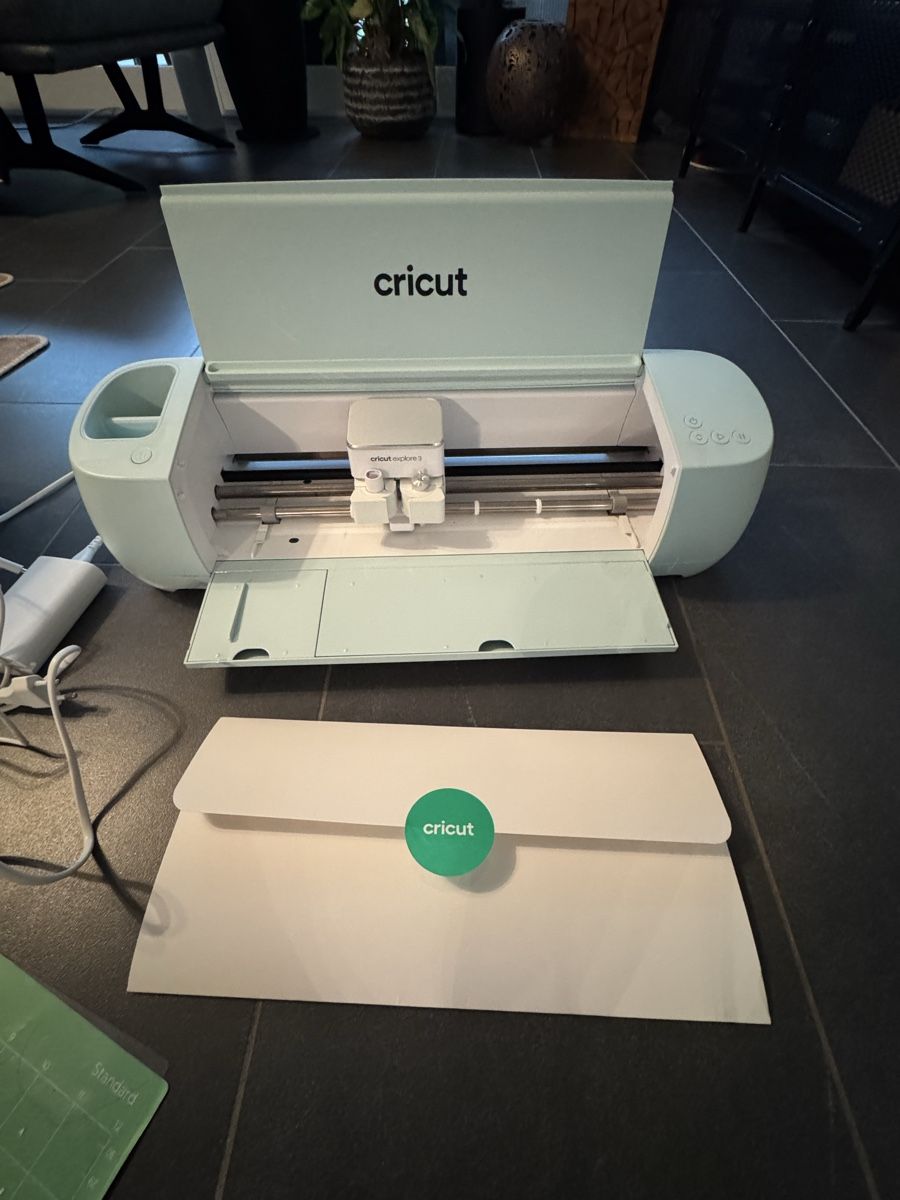 Alle Maschinen: Cricut Explore 3 – Gebraucht aus Geuensee von conny810