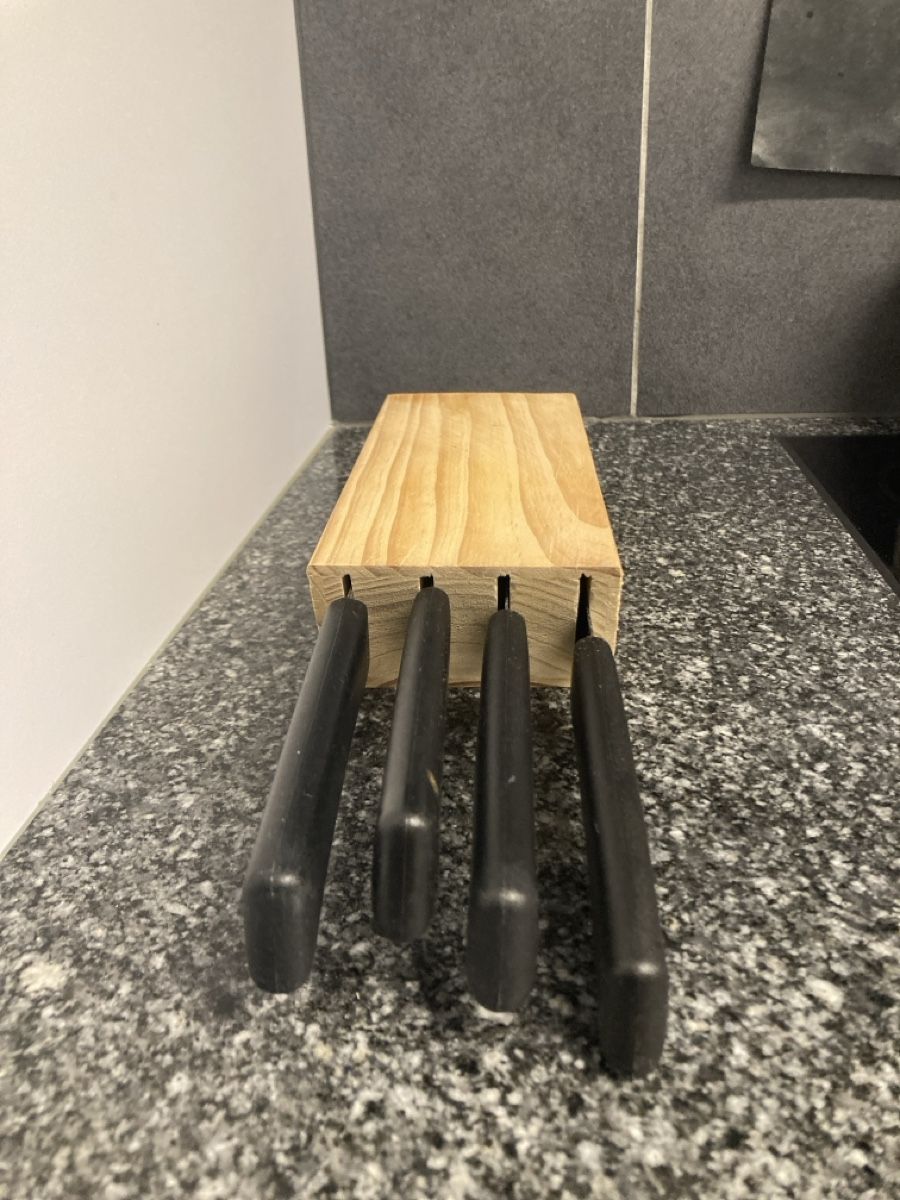 Ikea Couteaux: Messerset IKEA mit Holzblock – D'occasion à Urtenen-Schönbühl par ale_b97 4