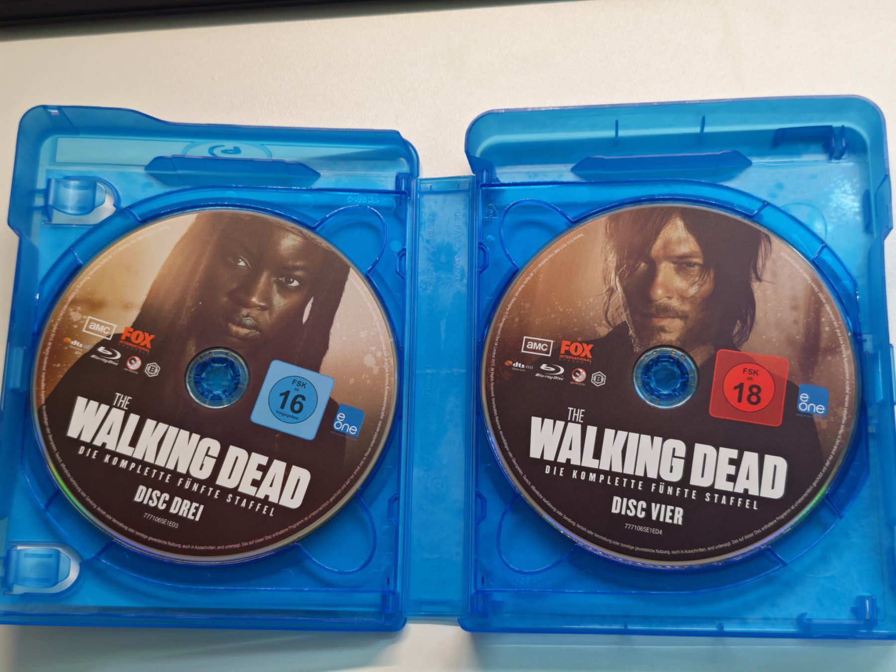 Tutti i DVDs: The Walking Dead Staffel 5 - UNCUT – Usato da Liestal venduto da Kratzilla 2