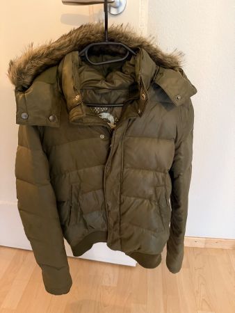 Winterjacke von Diesel mit Kunstfellkapuze