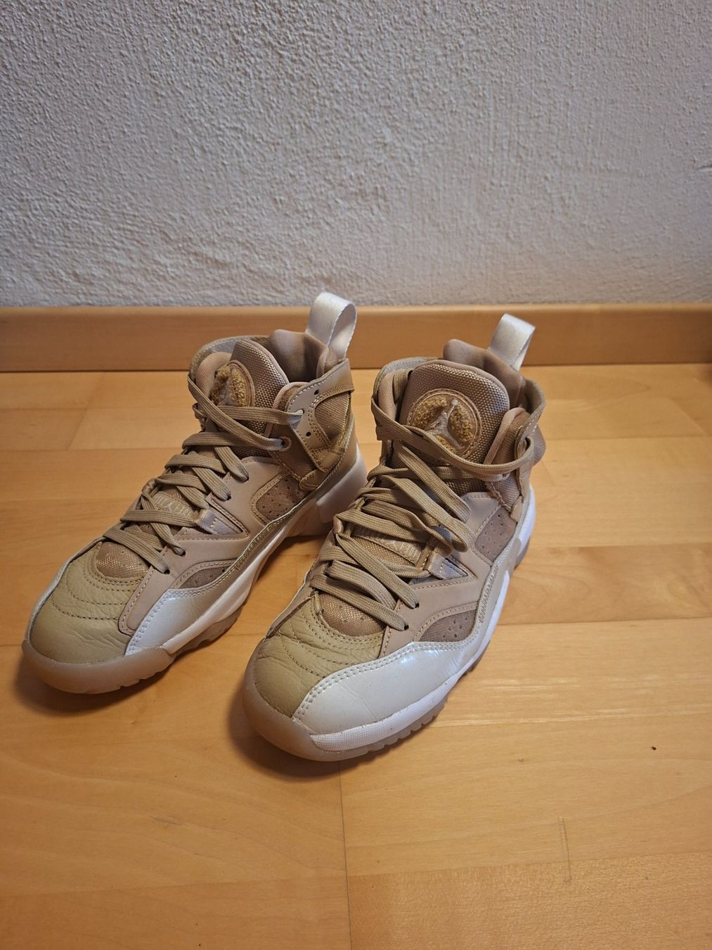 Jordan Damenschuhe: Jordan Sneaker – Gebraucht aus Neerach von and_p6gx