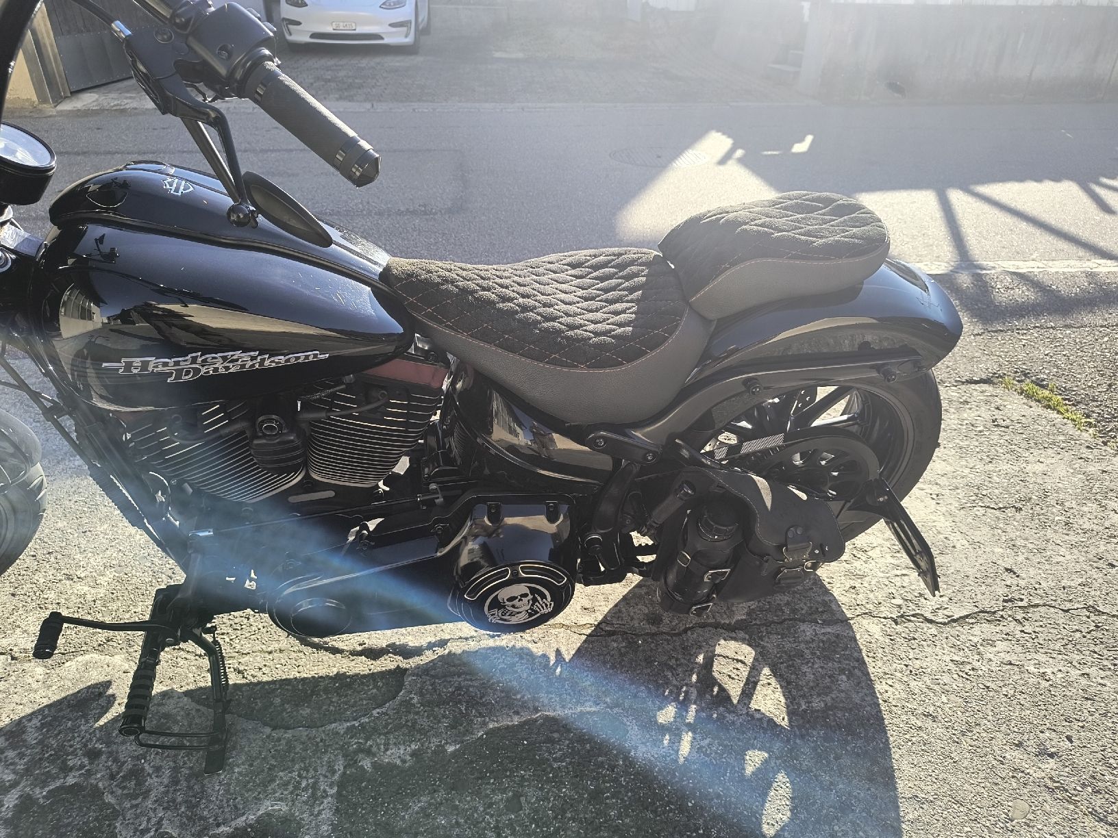Harley-Davidson Alle Motorradersatzteile: Sitz / Sattel für Harley Davidson Breakout – Gebraucht aus Ziefen von Shooter88 1