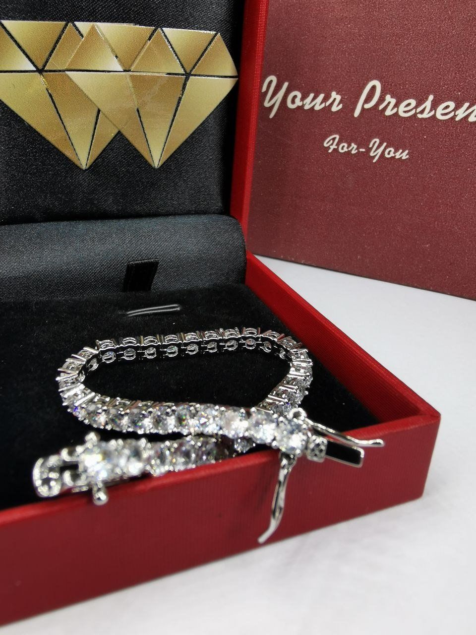 Bracciali & Braccialetti: Bracelet avec zircons – Nuovo e nell'imballaggio originale da Reconvilier venduto da Tsma67 4