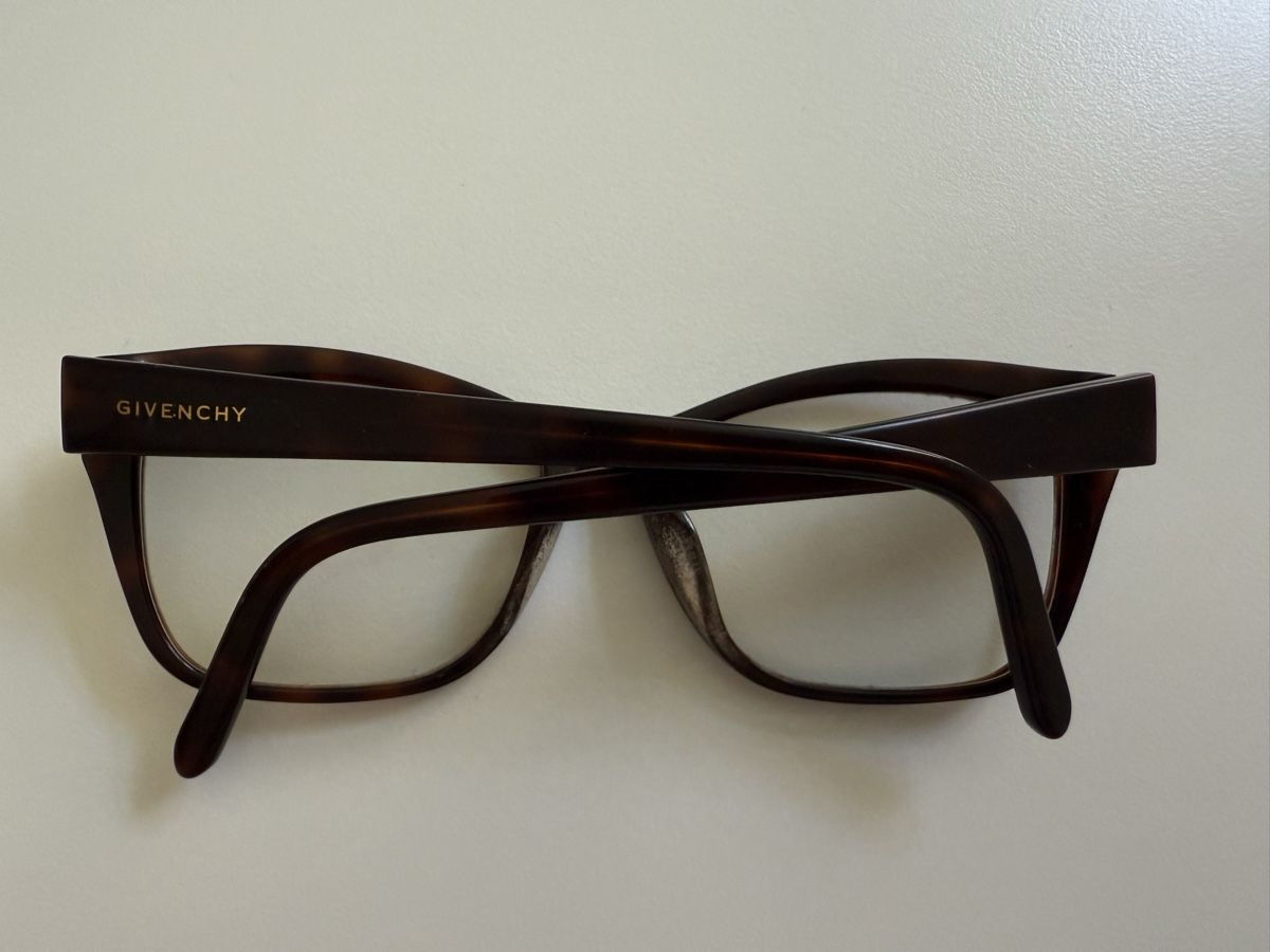 Givenchy Occhiali & Lenti: Lunettes de vue vintage marron strass Givenchy – Usato da Tavannes venduto da Thriftshop 1