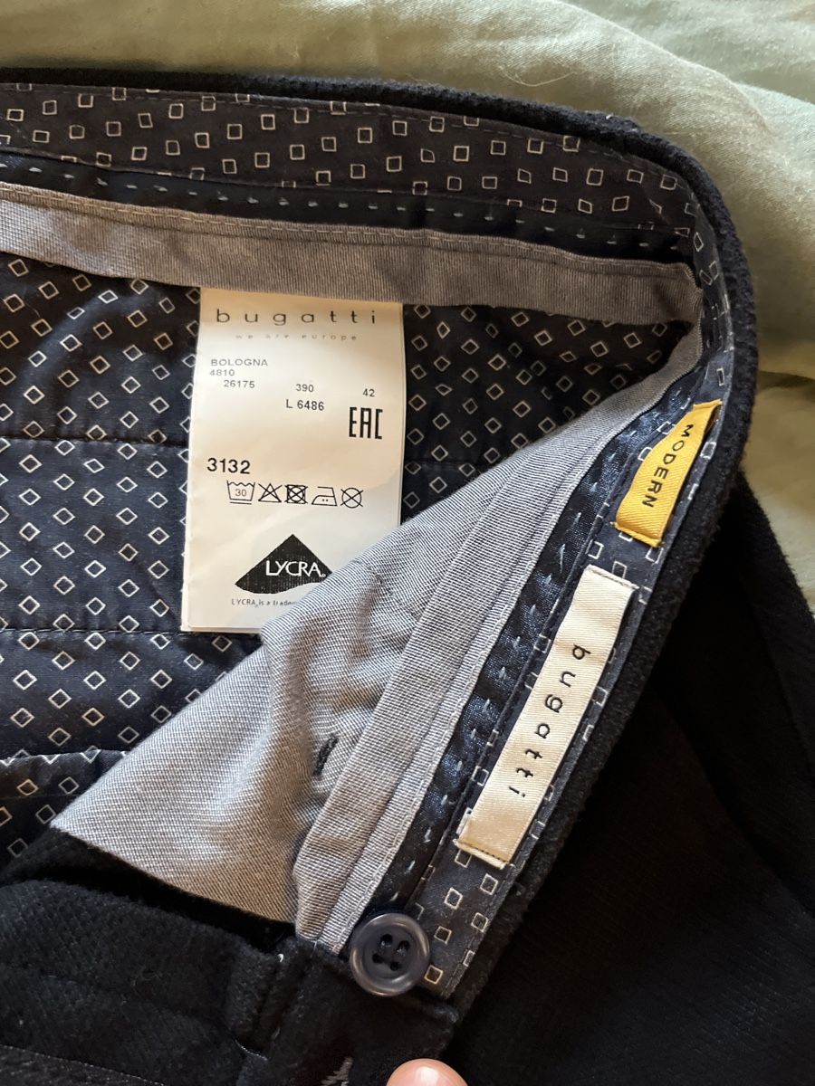 Bugatti Pantaloni: Dunkelblaue Chino Hose – Usato da Bern venduto da Olblack 1