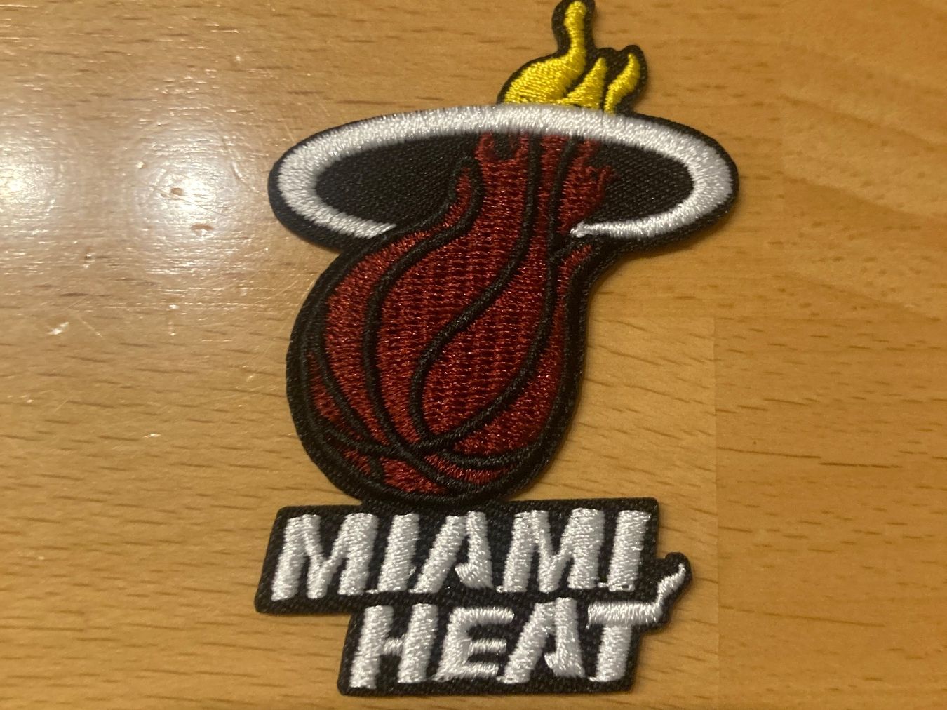 Toppe: NBA Miami Heat Patch Sticker Aufnäher – Nuovo (secondo la descrizione) da Horn venduto da abutre72