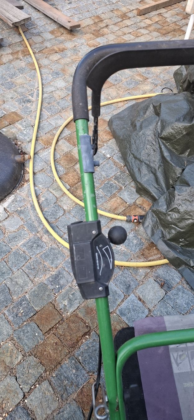 John Deere Rasenmäher: John Deere Rasenmäher Benzin  – Gebraucht aus Birsfelden von rtfroeschli 1