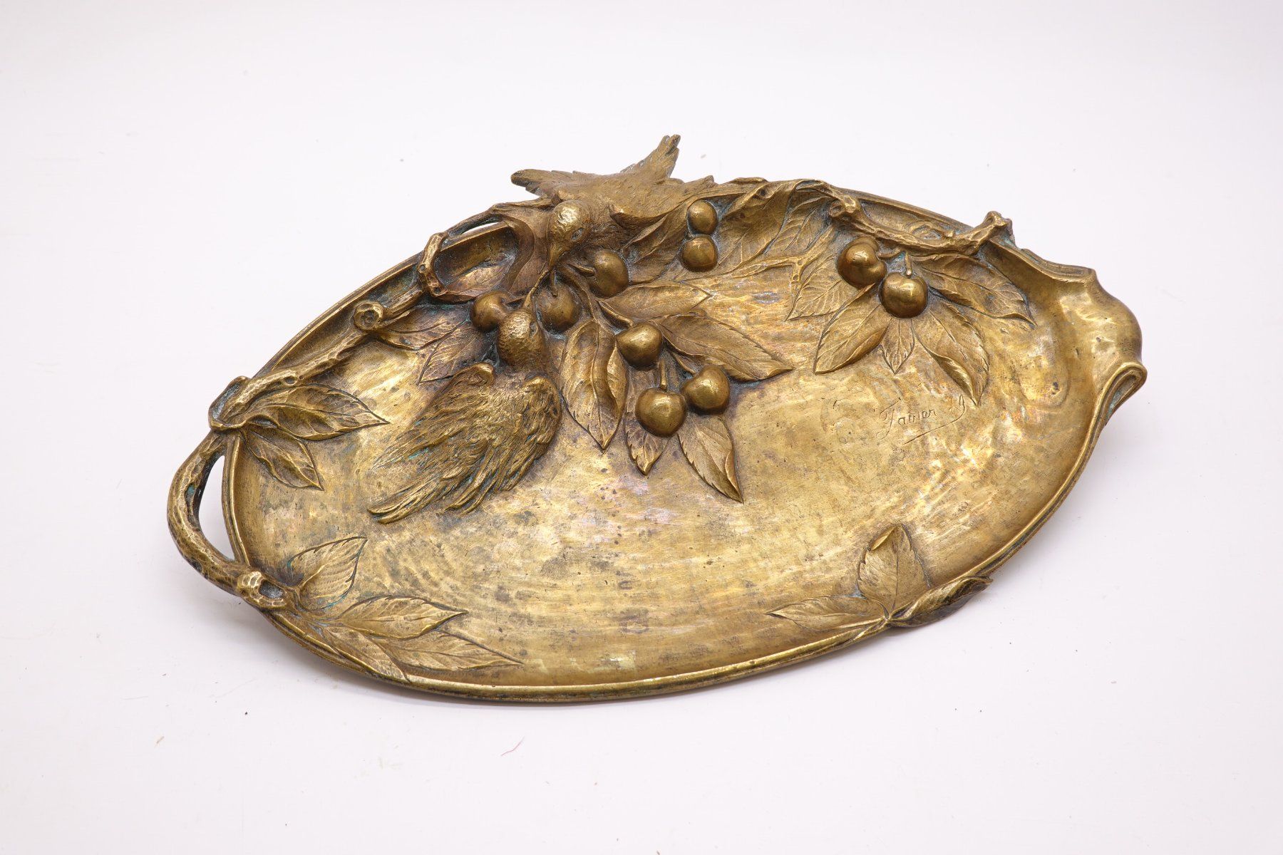 Skulpturen & Statuen: Jugendstil Messing oder Bronze Platte signiert, wunderschön – Gebraucht aus Trin von evolrof 1