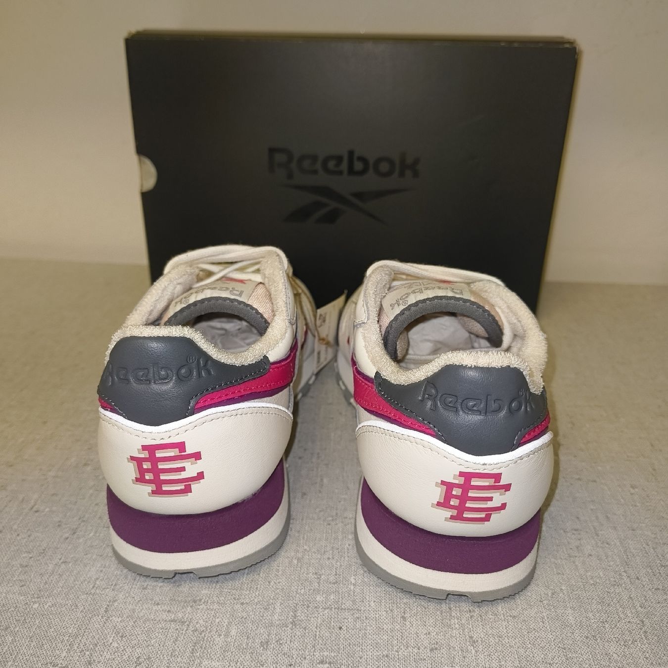 Reebok Damenschuhe: Reebok CL Leather US 6 EURO 37.5 – Neu und originalverpackt aus Uitikon Waldegg von PJLS1 3