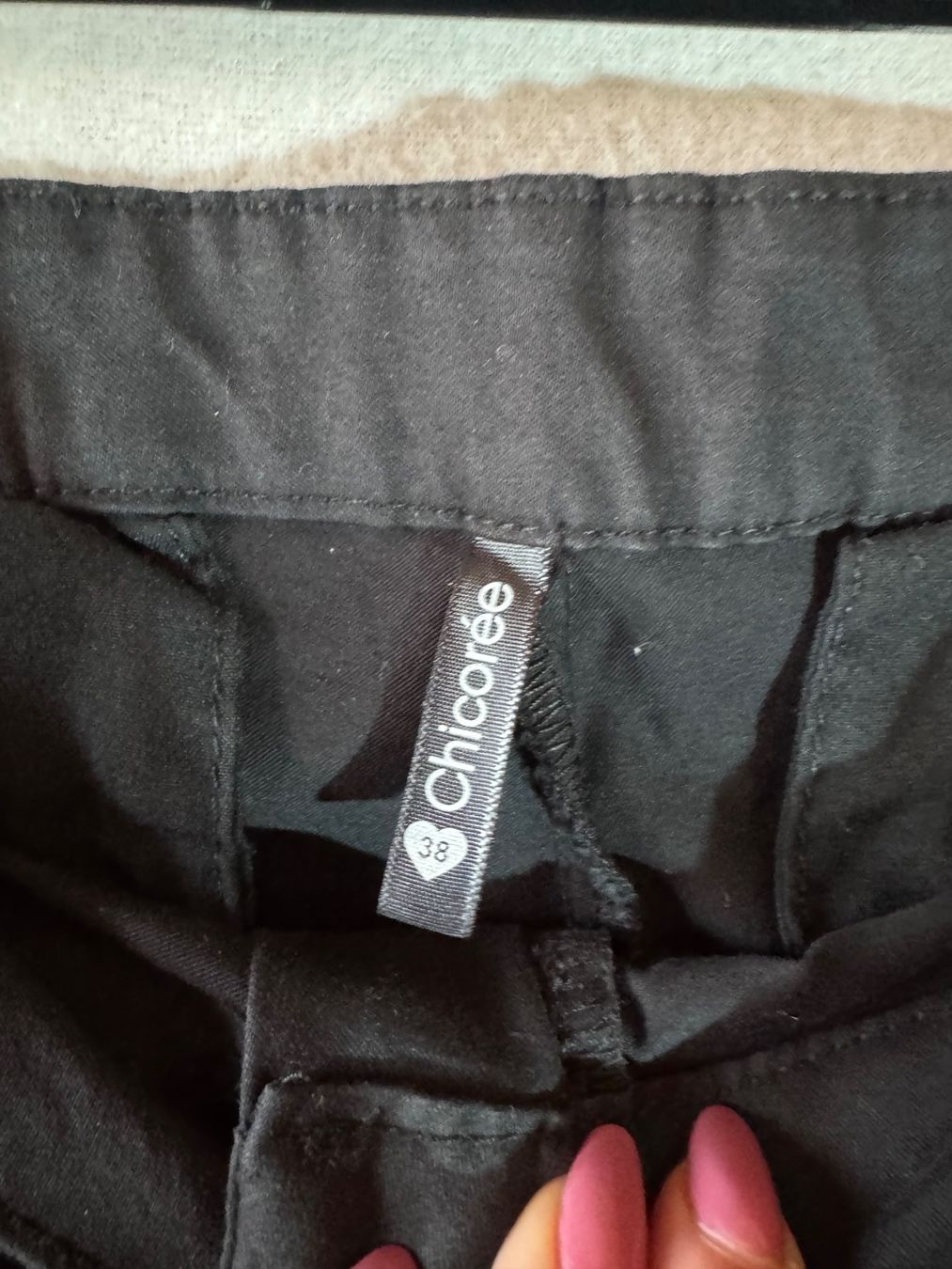 Pantaloni: Kurze Hose von Chicoree Gr. 38 – Usato da Grosswangen venduto da SALE_SALE_SALE 4