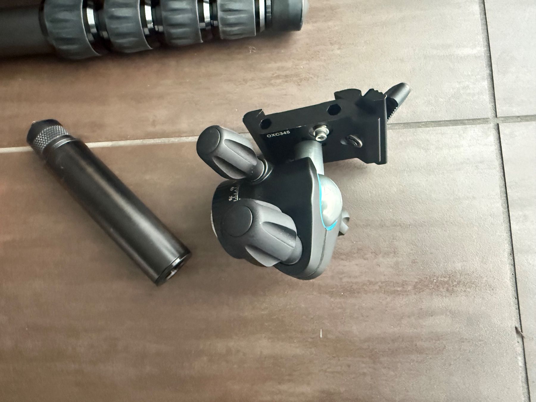 Trépieds & Accessoires: Carbon Stativ 3 Legged Thing X1.1 Brian Evolution 2 + Cullma – D'occasion à Hellbühl par Rodgers67 6