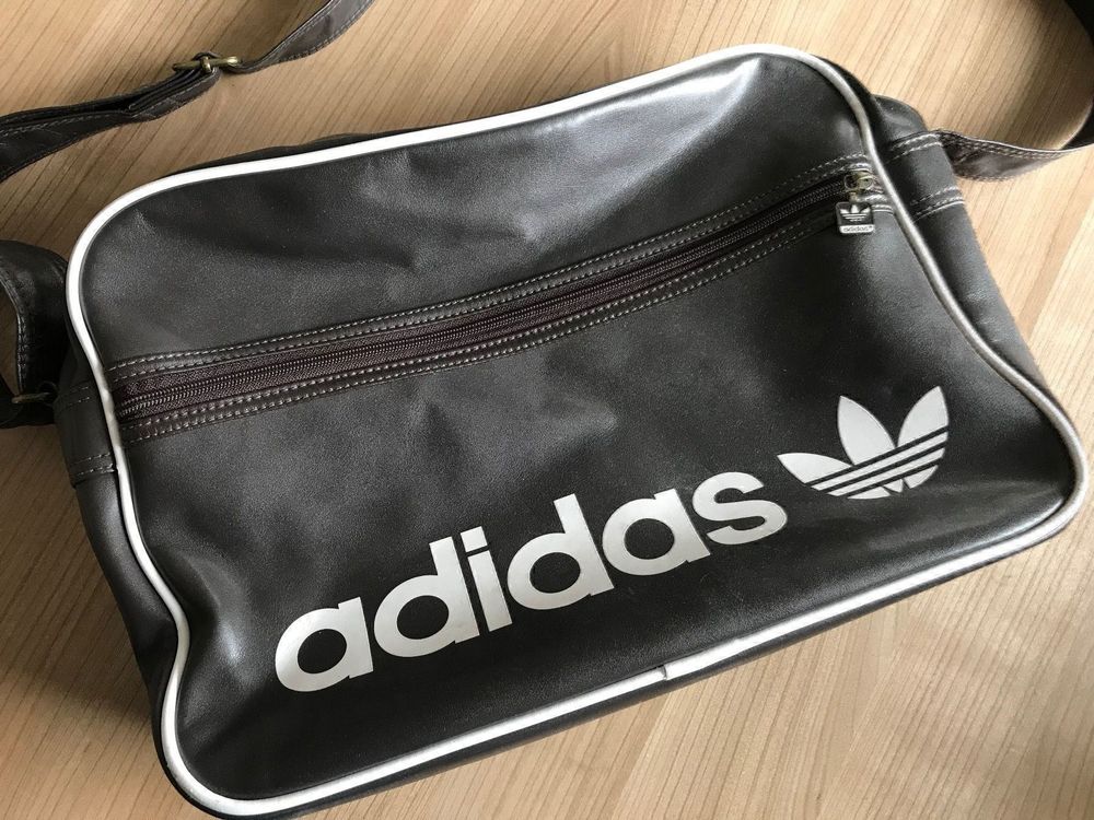 Adidas umhängetasche store braun leder