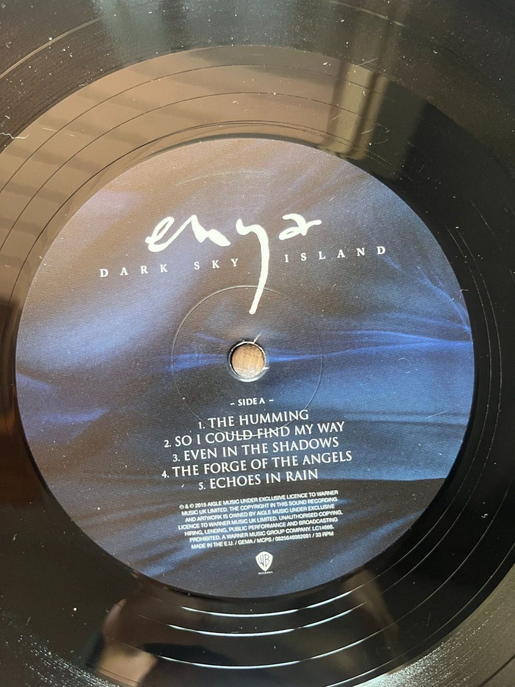Schallplatten: Enya - Dark Sky Island Vinyl LP – Gebraucht aus Effretikon von ChrisLamberger 4