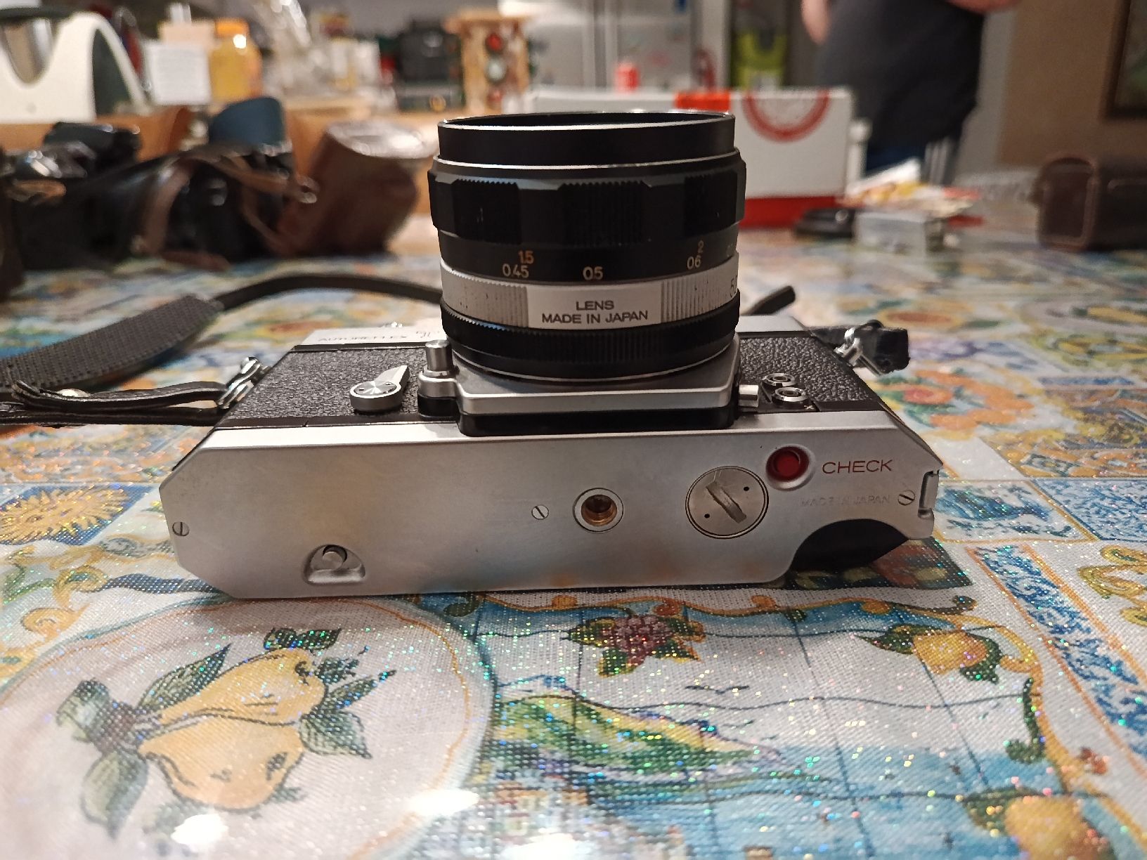Konica Fotocamera: Konica Autoreflex T camera with Hexanon 52mm lens – Usato da Riva San Vitale venduto da Stekri 4