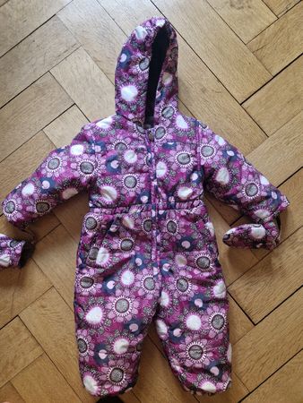 Skianzug Grösse 80 mit Fäustlingen lila Blumenmuster