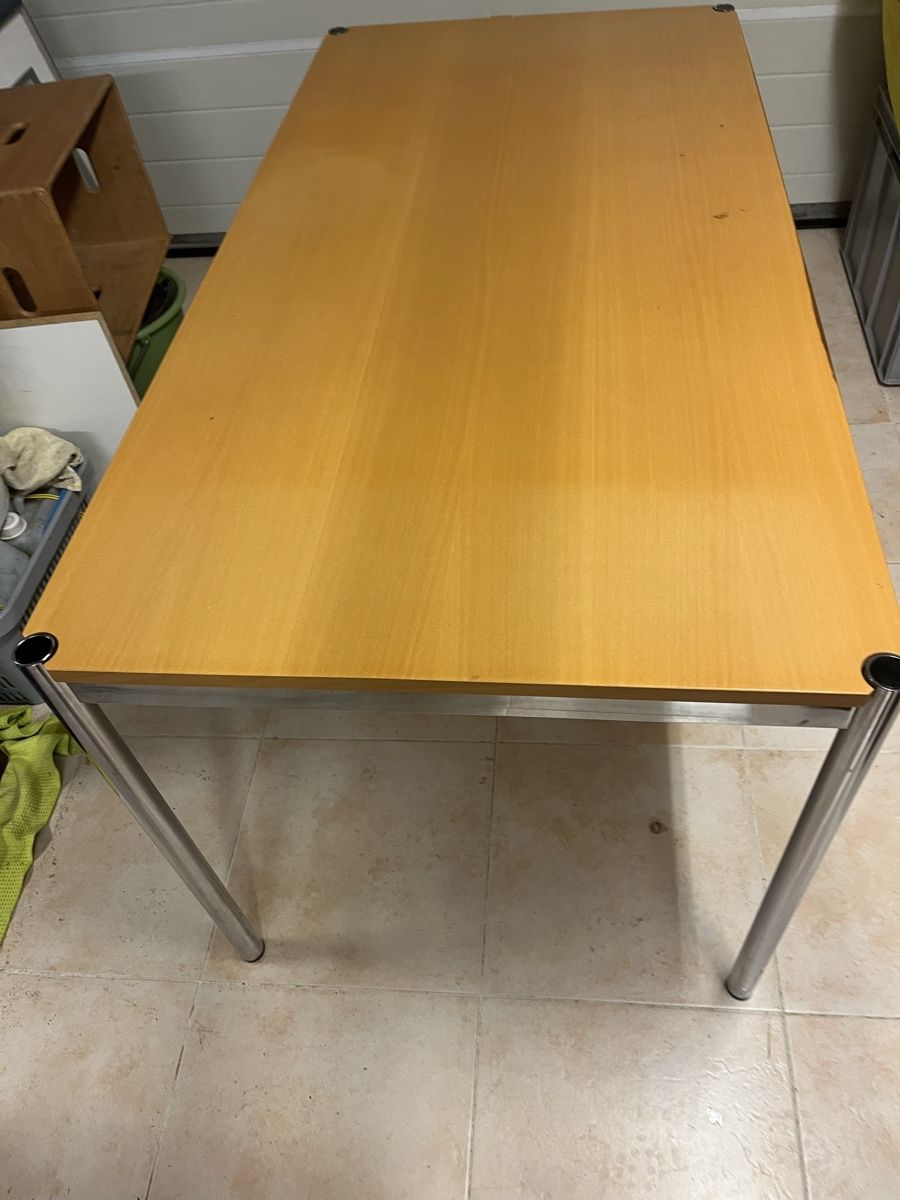 Tavoli: USM Designer Tisch – Usato da Neerach venduto da fuz_8d7l
