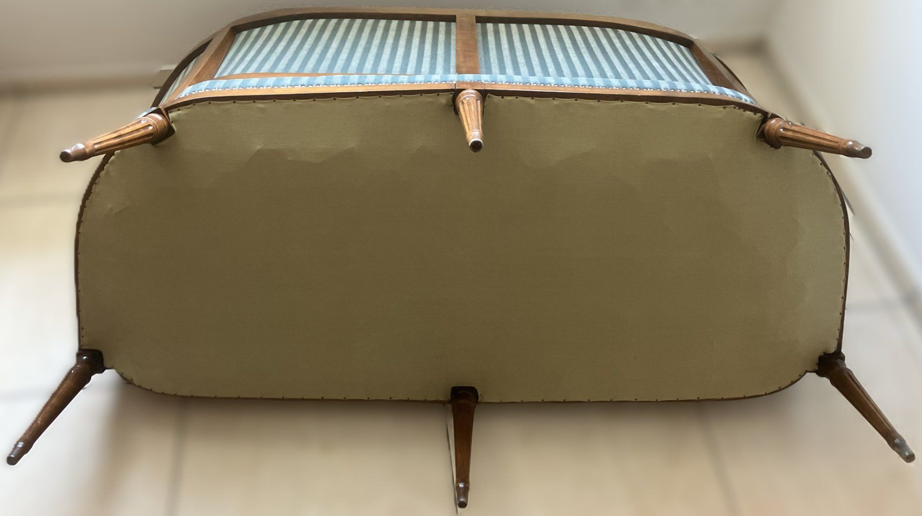 Sofas: Elegantes Biedermeier / Louis-Philippe Sofa, Nussbaum & Samt – Gebraucht aus Luzern von FeU 4