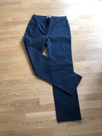 Hose im Jeans-Stil von PETER HAHN, Gr. 40, NEUWERTIG!