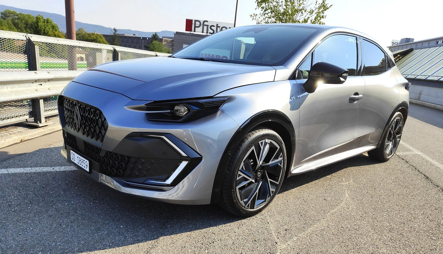 Renault Autos: RENAULT CLIO E-TECH FULL HYBRID esprit Alpine full hybrid – Gebraucht aus ZUCHWIL von Setienne