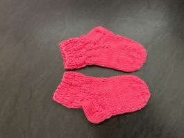 Handgestrickte Babysocken Fusslänge 13 cm Kindersocken