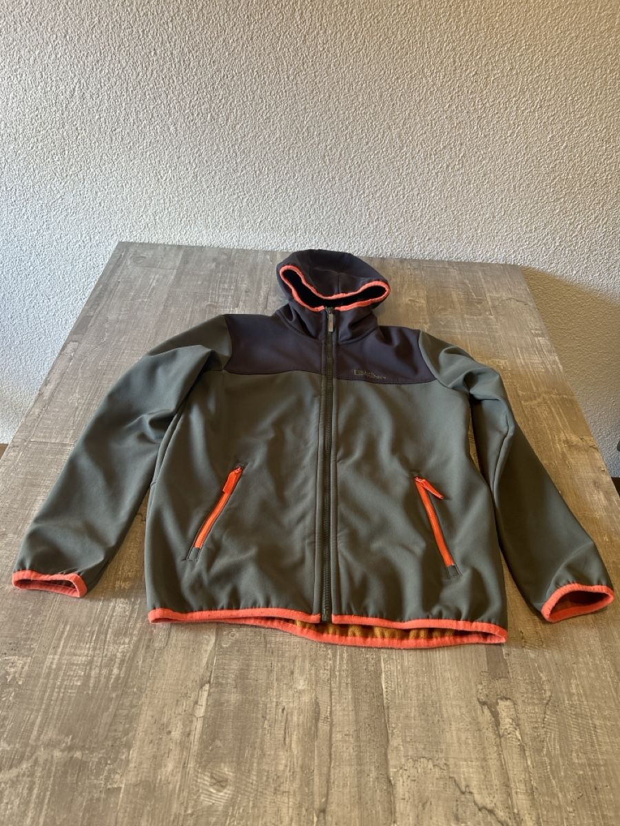 Jack Wolfskin Giacche & Cappotti: Set Jack Wolfskin Softshell Jacke und Fleece Jacke CMP – Usato da Brüttisellen venduto da mogador9 2