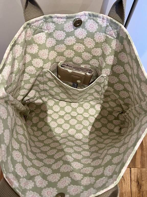 Borse da donna: Tasche in Top Zustand – Usato da Rothenthurm venduto da Stalsa1 3