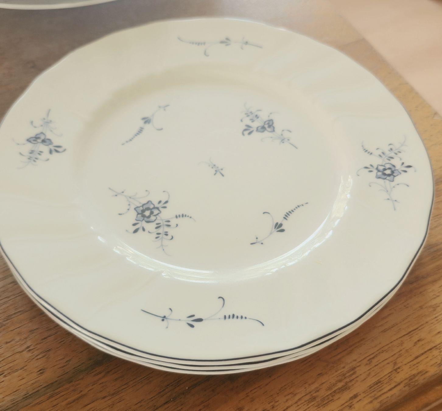 Villeroy & Boch Set di piatti: Vieux Luxembourg – Usato da Hinwil venduto da Wo-ma14 4