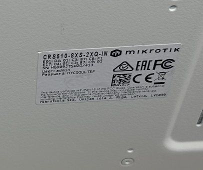 Hub & Switch: MikroTik CRS510-8XS-2XQ-IN Switch – Usato da Zürich venduto da Secginekmek 2