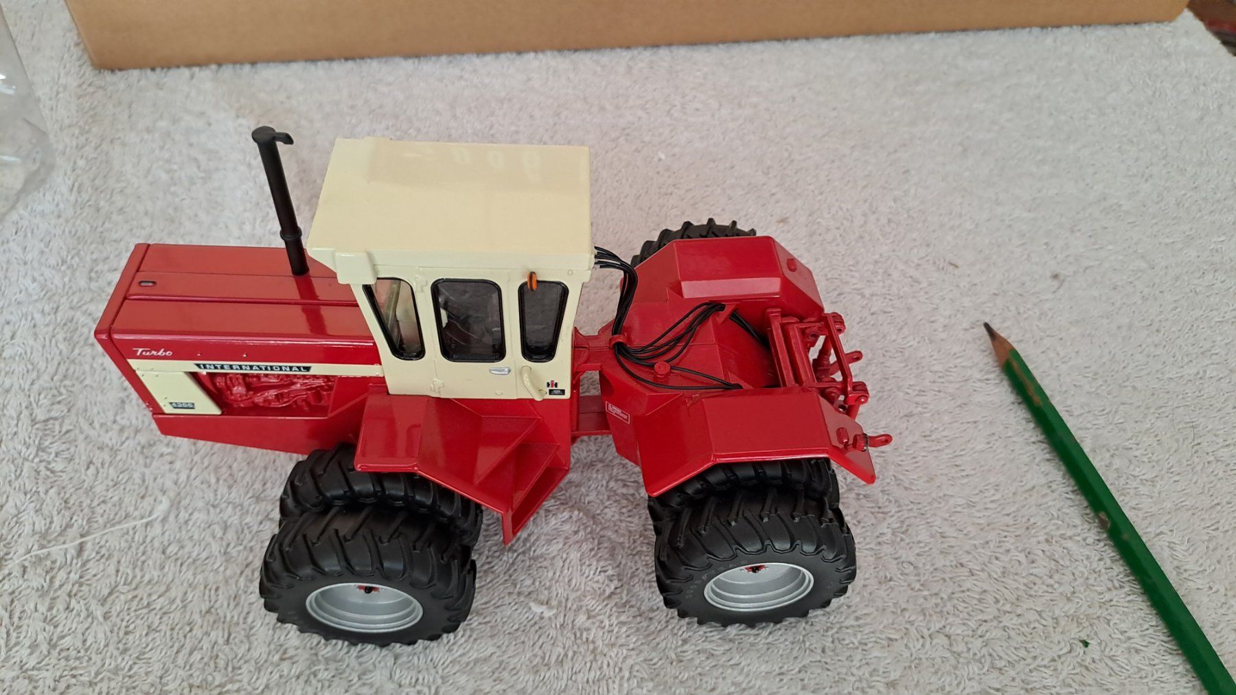 Modellbausätze & Standmodelle: International Harvester 4366 Toy Farmer Traktor – Gebraucht aus Winterthur von Riebeli333 5