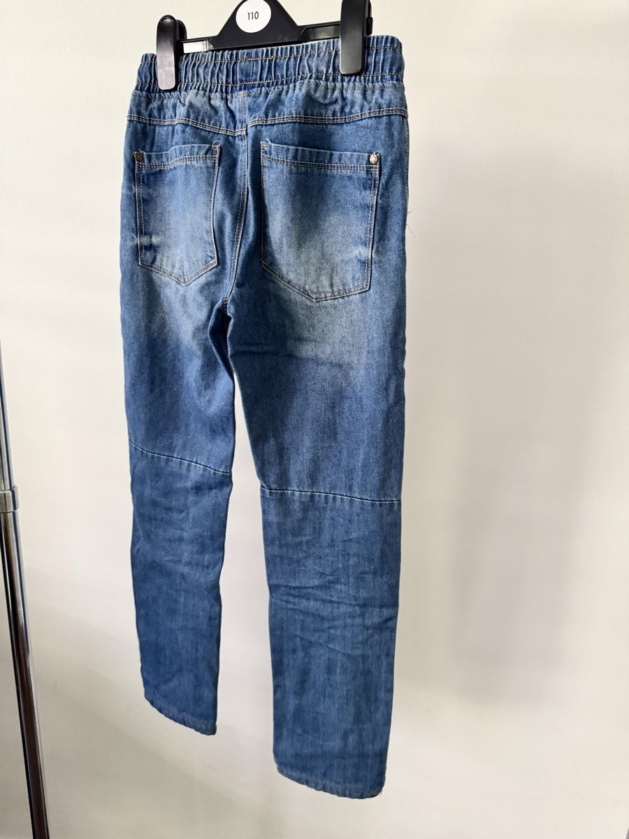 Hosen: Kids Jeans Gr 140 mit Unterlage – Gebraucht aus Zürich von AninANILOKIN 3