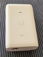 Ubiquiti PoE+ Injector white used