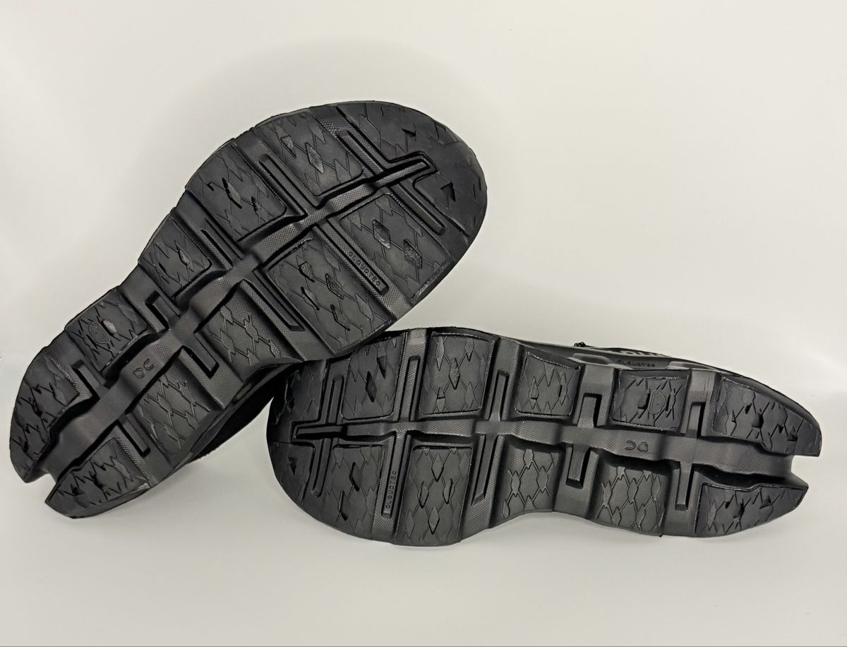 On Herrenschuhe: ON CLOUDMONSTER 3 – Neu und originalverpackt aus Oberengstringen von can_5gxb 2