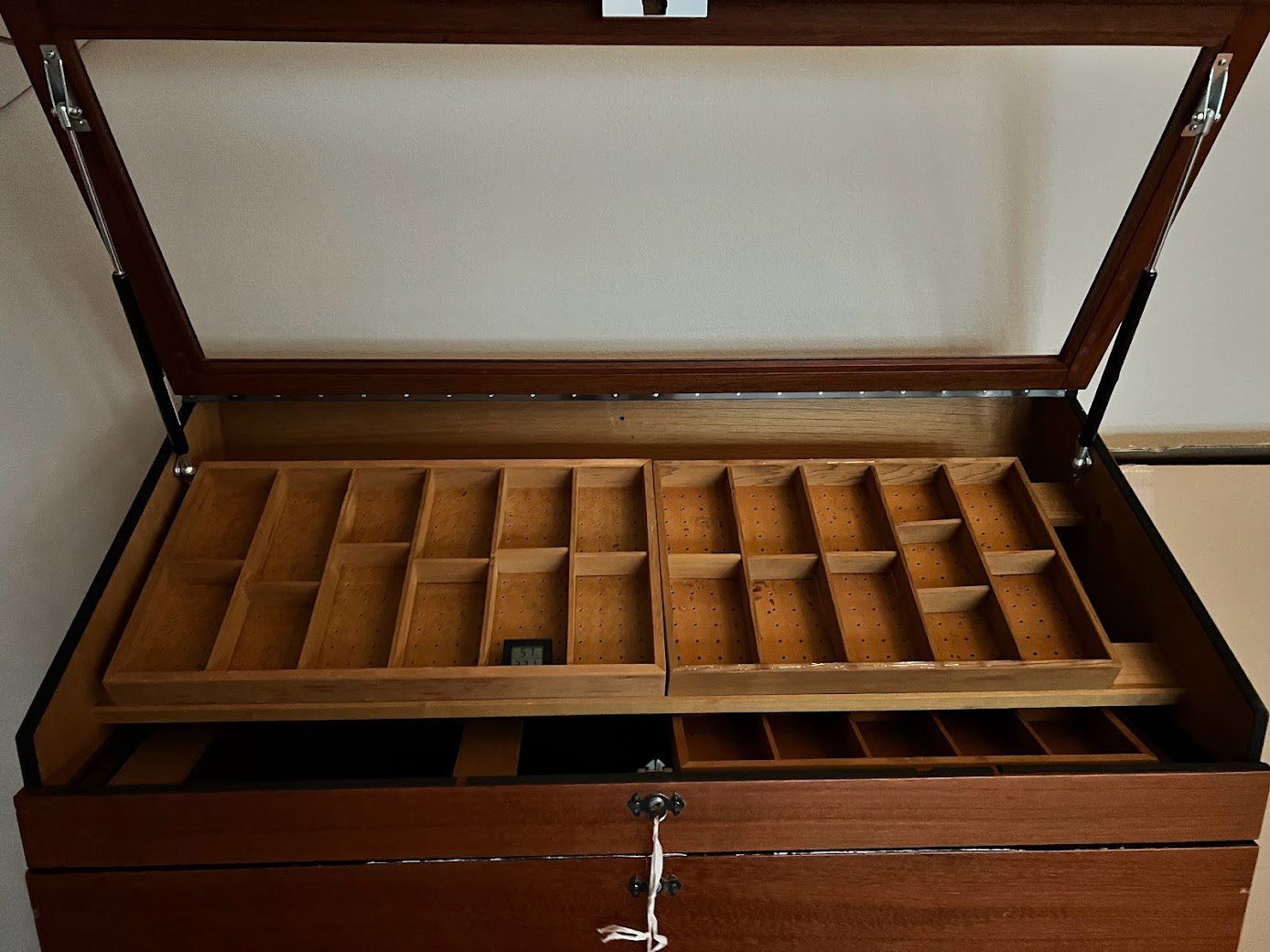 Humidor per sigari: Exklusiver Humidor – Usato da Zürich venduto da Jesper09 6
