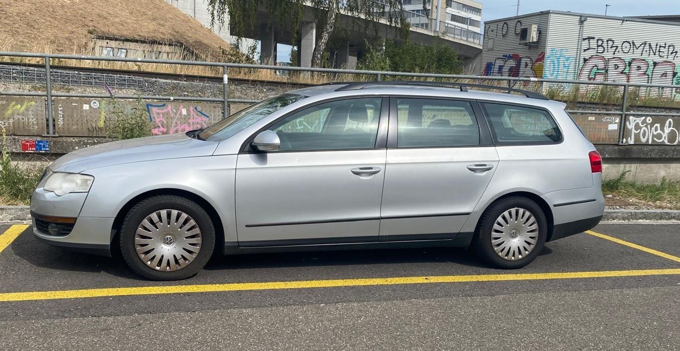 VW Automobili: VW Passat 2011 Kombi  – Difettoso da Basel venduto da Cic_tsx6 1