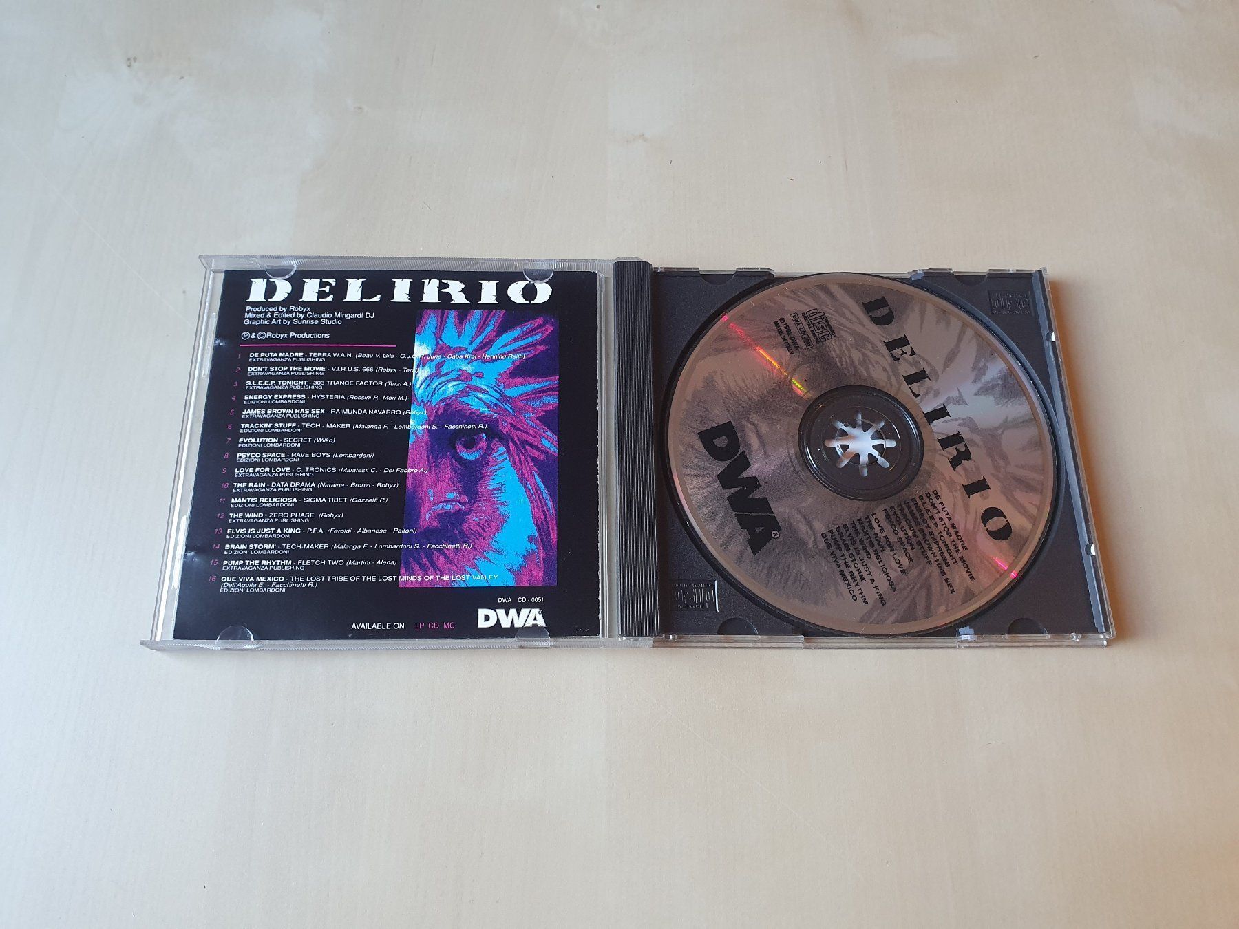 CDs: Delirio – D'occasion à Stansstad par collectorsshop 2