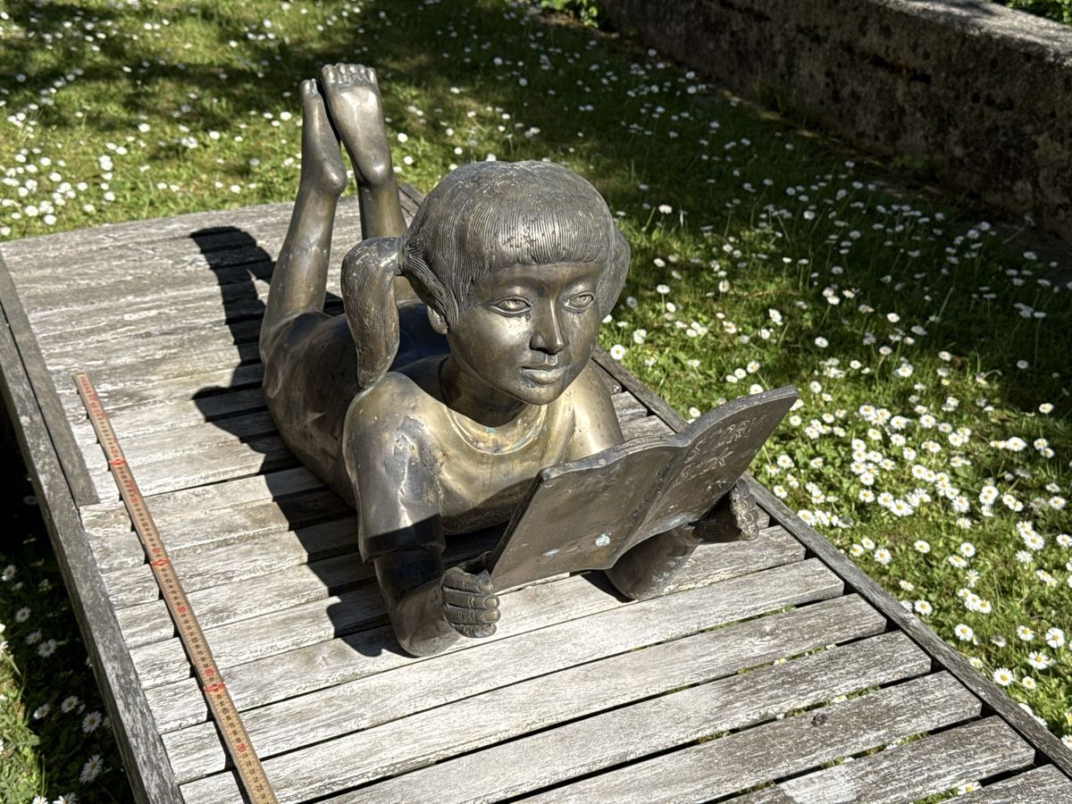 Sculture & Statue: Grosse Messingfigur Lesendes Mädchen, Garten Deko, Top! – Usato da Bassersdorf venduto da Buy_interest 1