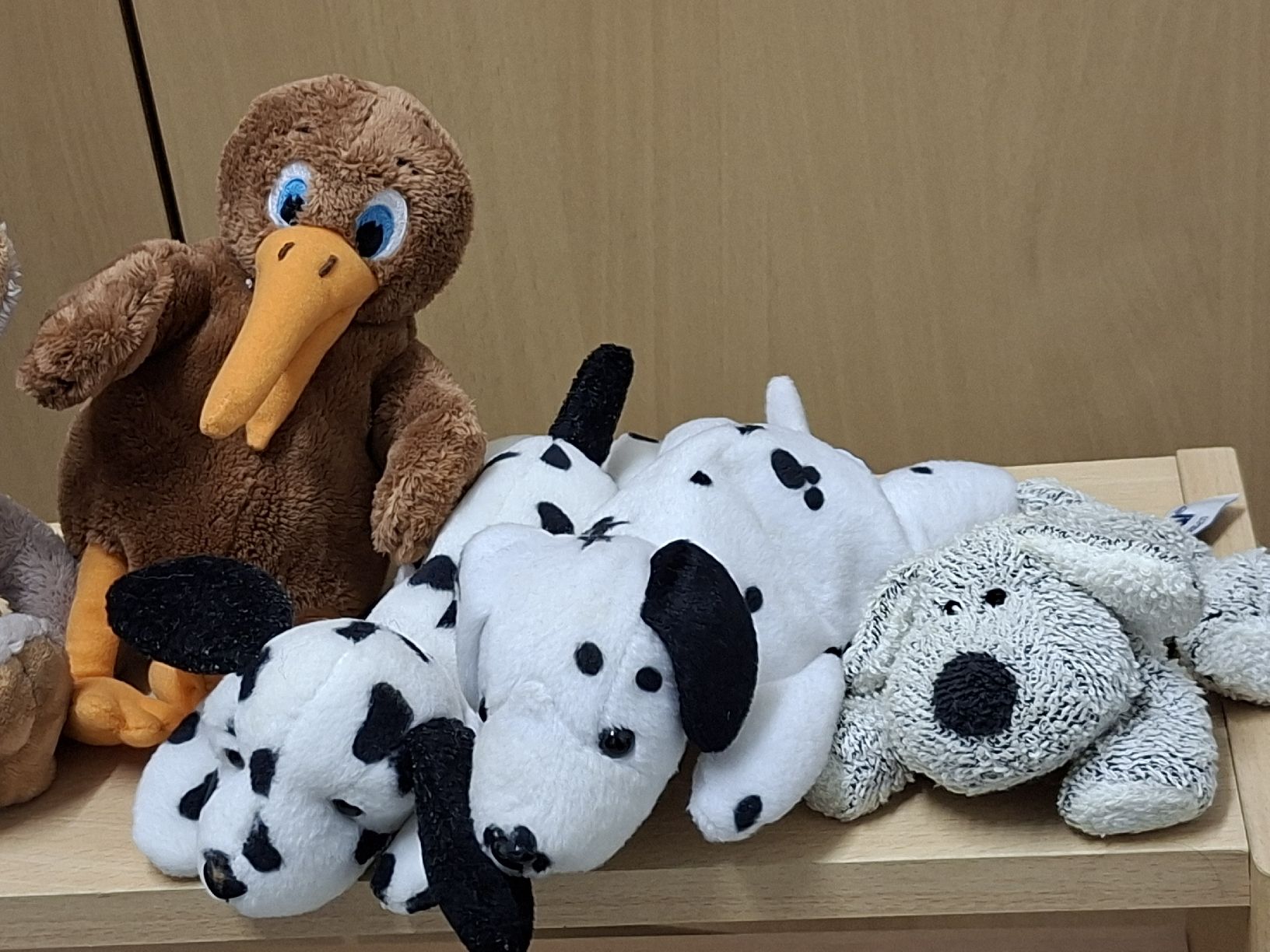 Giocattoli: Kuscheltier Sammlung: Eule, Pinguin, Maus & Hunde – Usato da Wetzikon ZH venduto da Wetzithal 2