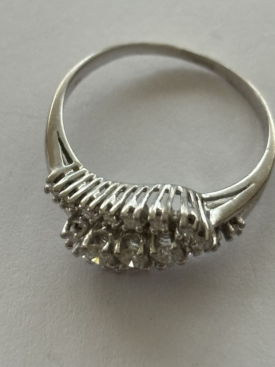 Ringe: Ring Weissgold / Diamanten 18 Karat – Gebraucht aus Langnau am Albis von flusspflege 5