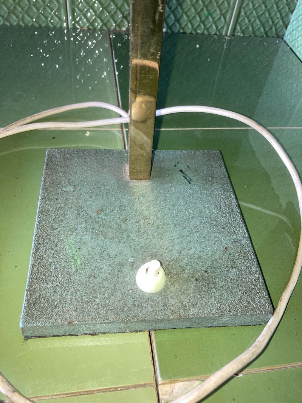 Lampes: Tischlampe, Lampe, Schwanenhals – D'occasion à Neftenbach par 889095 4