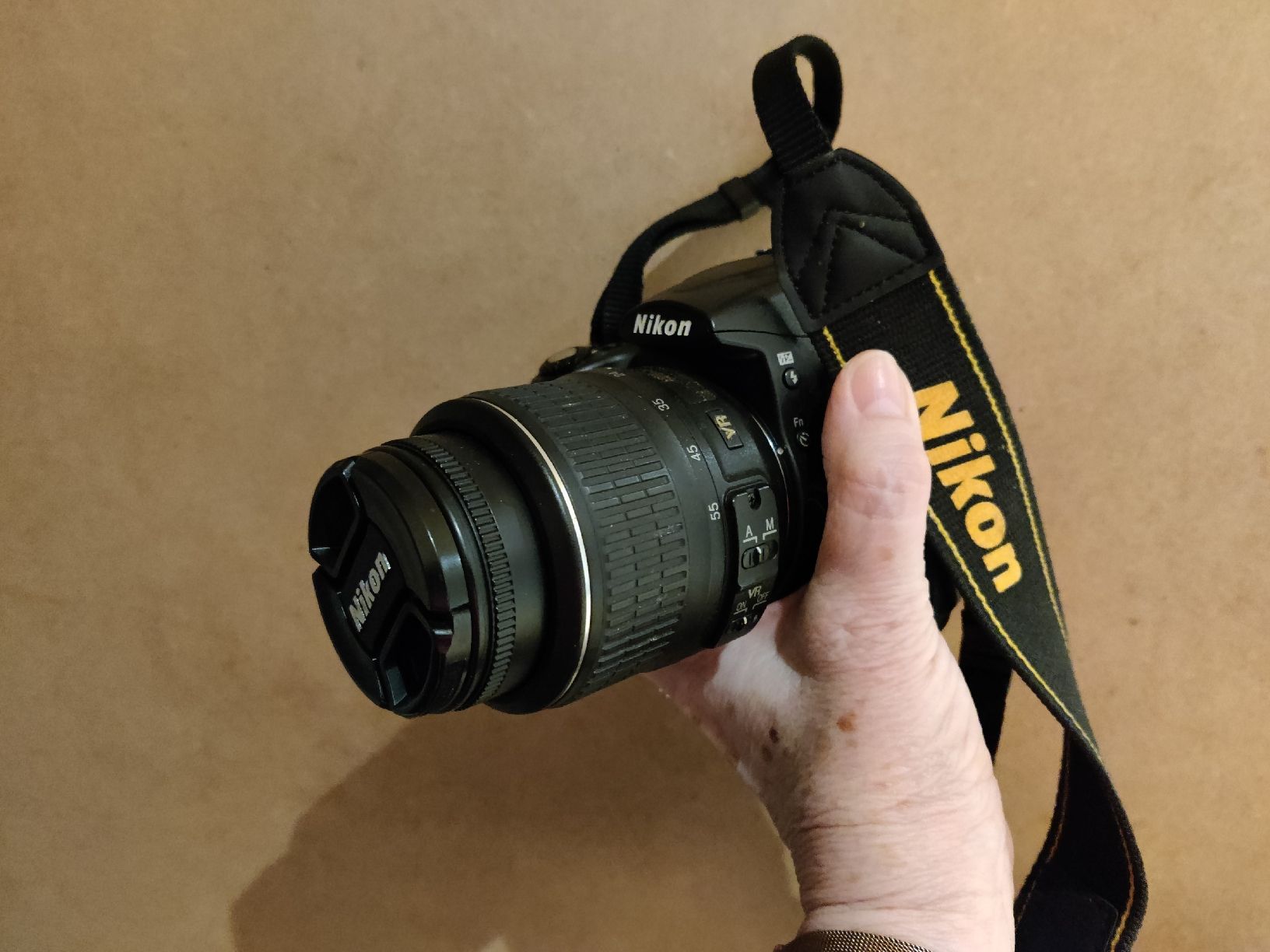 Nikon Fotocamera: NIKON D5000 18-55MM – Usato da Neirivue venduto da naz_z28w
