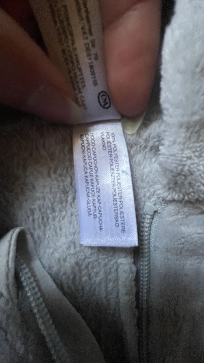Pigiami: Kigurumi Pyjama here+there Size 170 grey – Usato da La Ferrière venduto da Marbles 2