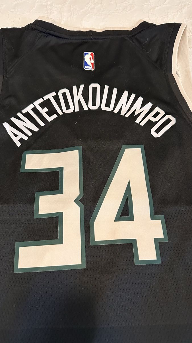 Maillots de corps & Pantalons: Antetokounmpo 34 - Bucks  – D'occasion à Oberrieden par jon_5cl2 3