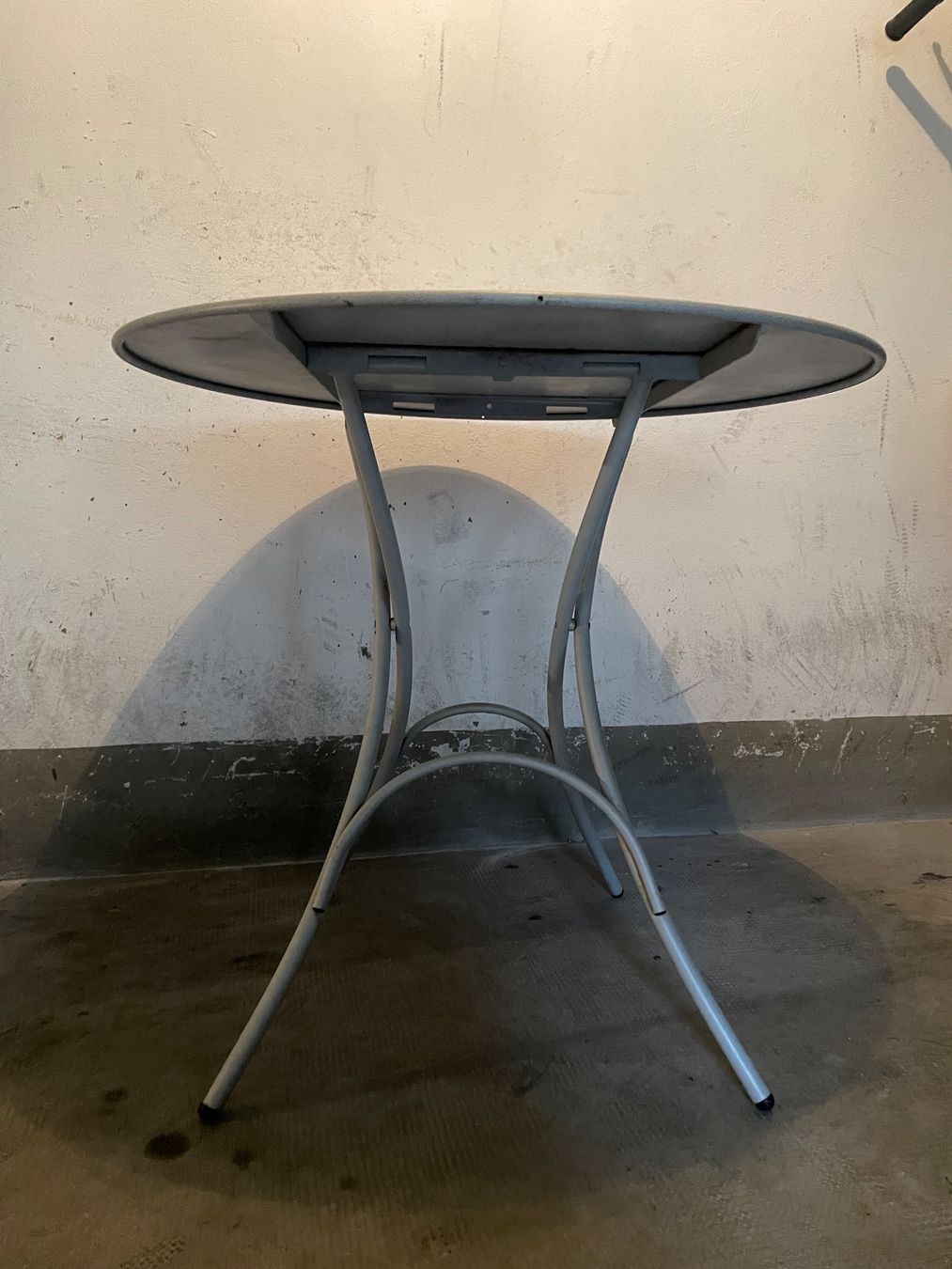 Tavoli: Garten oder Campingtisch - Table de jardin ou de camping – Usato da Biel/Bienne venduto da Garum 1