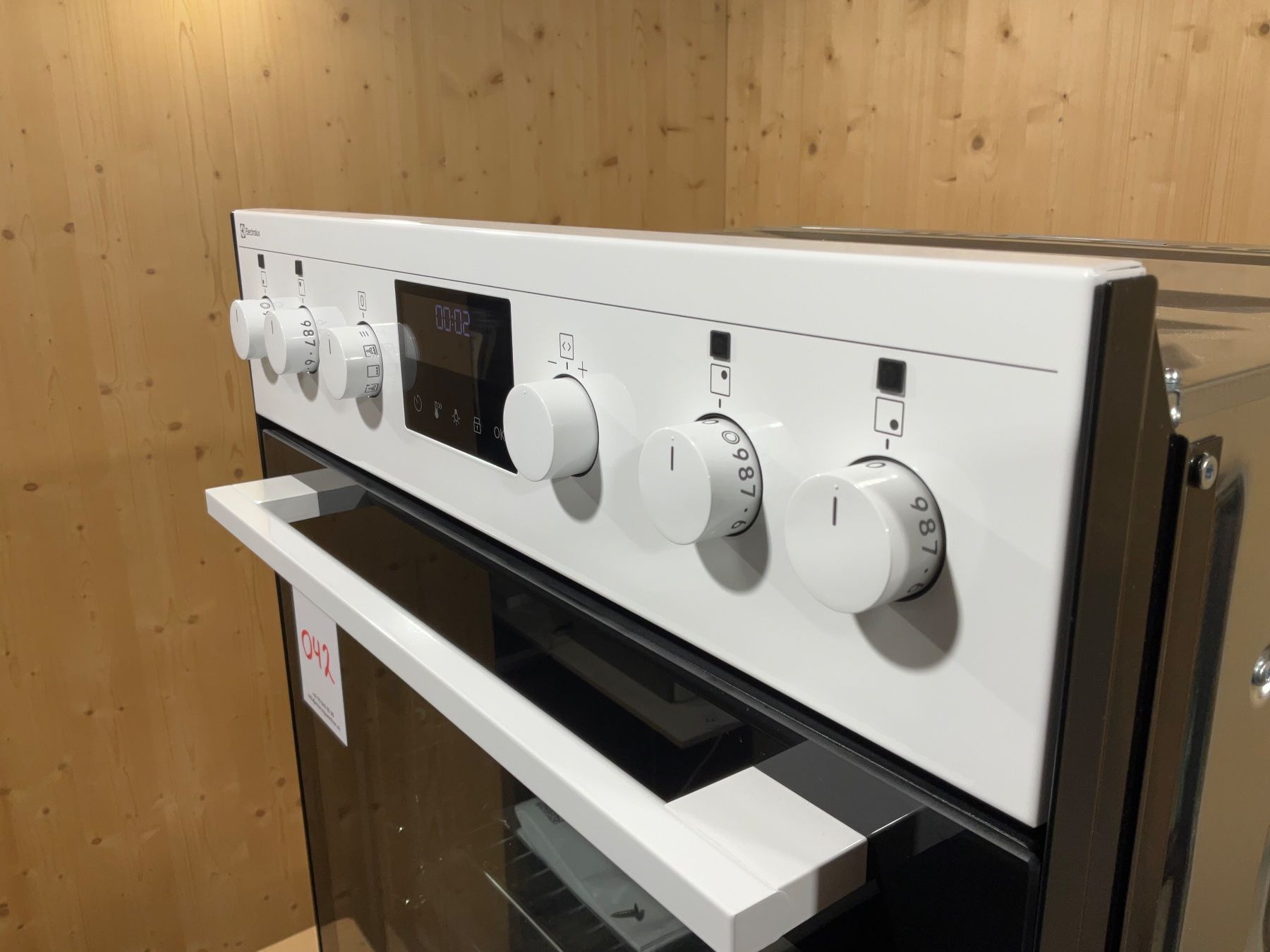 Electrolux Cucine: 042 Electrolux Einbauherd SMS Weiss 76x55cm – Nuovo (secondo la descrizione) da Derendingen venduto da Meisterstuecke 4