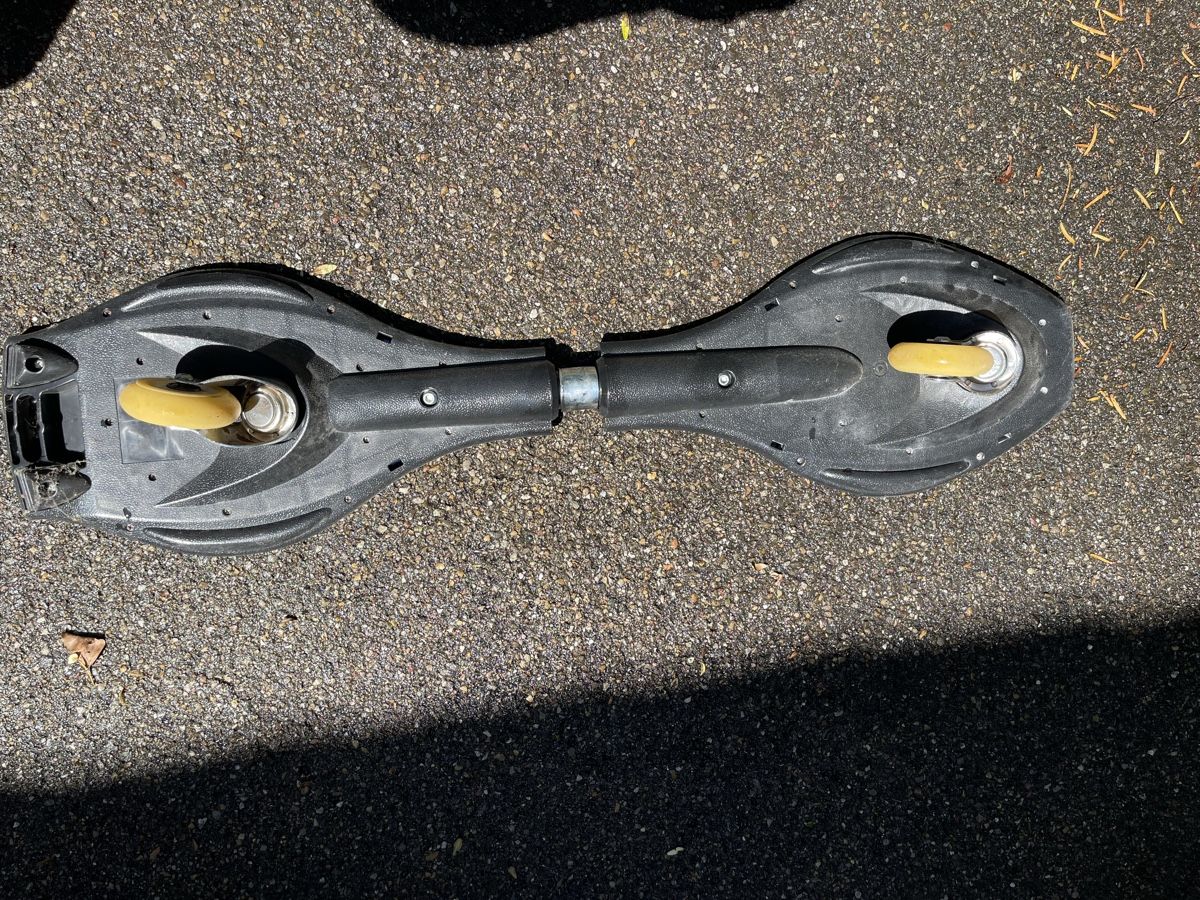 Skateboards: Snake Board Area – D'occasion à Erlenbach ZH par Roudae 1
