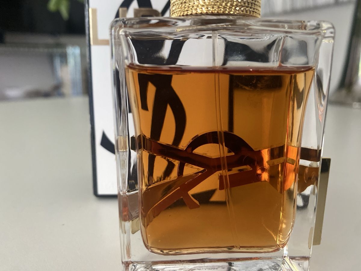 Saint Laurent Profumi & Eau de Toilette: YSL Libre Eau de Parfum Intense 50ml - Neu & Original! – Usato da Bern venduto da Gogo_1930 2