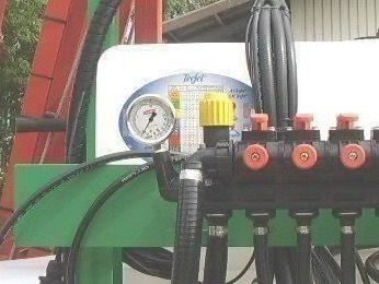 Medizinaltechnik: Manometer  0 - 5 - 25 Bar Feldspritze – Neu und originalverpackt aus Büren/ So von u.limacher 2