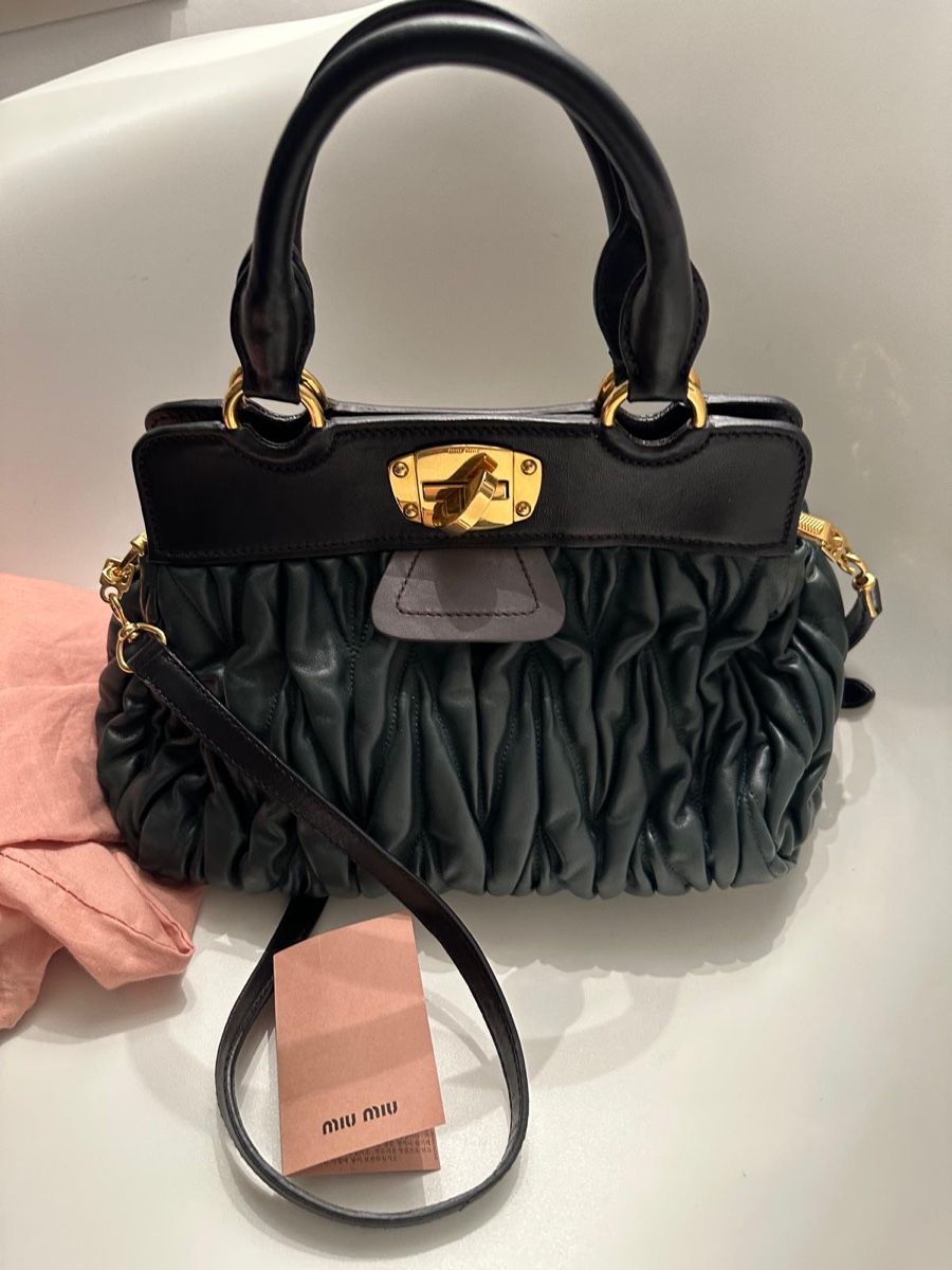 Miu Miu Borse da donna: Miu Miu Handtasche – Nuovo (secondo la descrizione) da Binningen venduto da Yuliya15