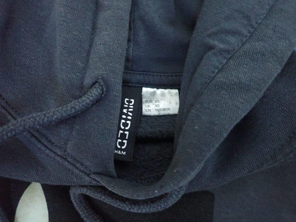 Maglioni & Felpe: 2 Kapuzenpullover in Grösse XS mit kleineren Flecken – Usato da Galgenen venduto da Marc98 2